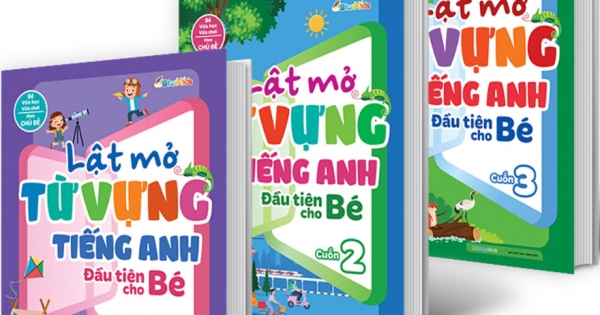 Combo Lật Mở Từ Vựng Tiếng Anh Đầu Tiên Cho Bé (Bộ 3 Cuốn)