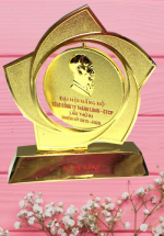 Kỷ Niệm Chương Gỗ Đồng KNC39