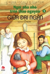 ngoi nha nho tren thao nguyen giua dai ngan bia tb2019 - Tuyển Chọn Sách Hay