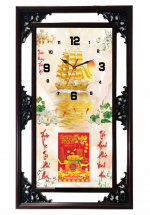 Lịch Gỗ Tết 2025 Phù Điêu Đồng Hồ – Thuận Buồm Xuôi Gió (52 x 82 cm) – NSDH20