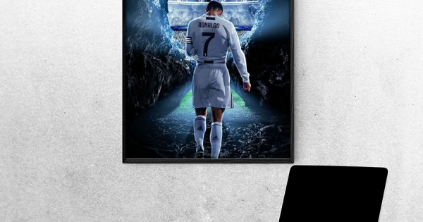 Tranh Treo Tường Cầu Thủ Bóng Đá Cristiano Ronaldo Mẫu 9