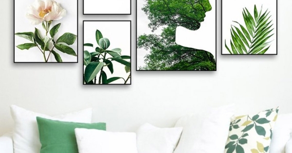 Tranh Treo Tường Cô Gái Và Lá Xanh​